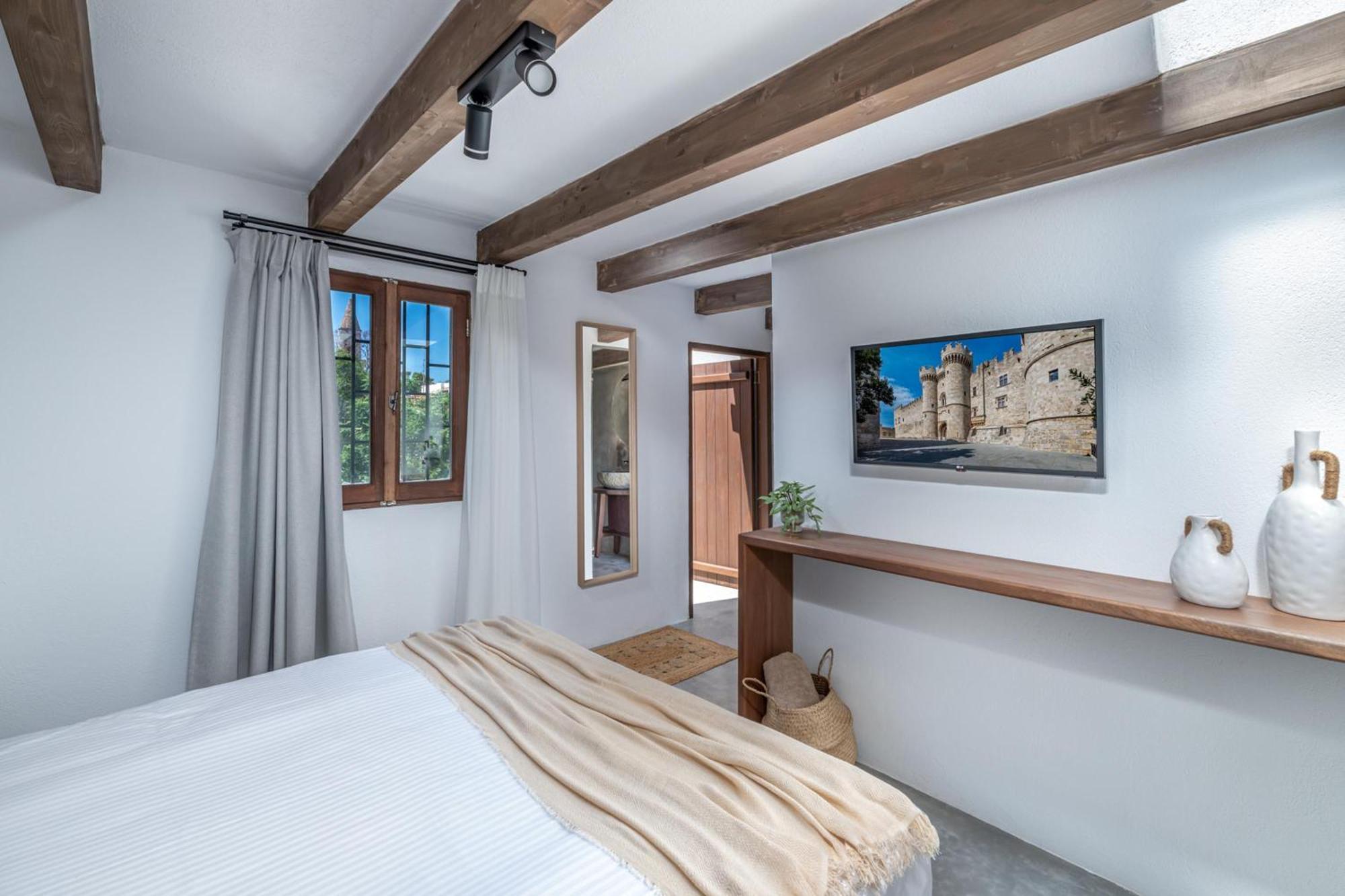 Elia Suites - Old Town Rhodes City Room photo